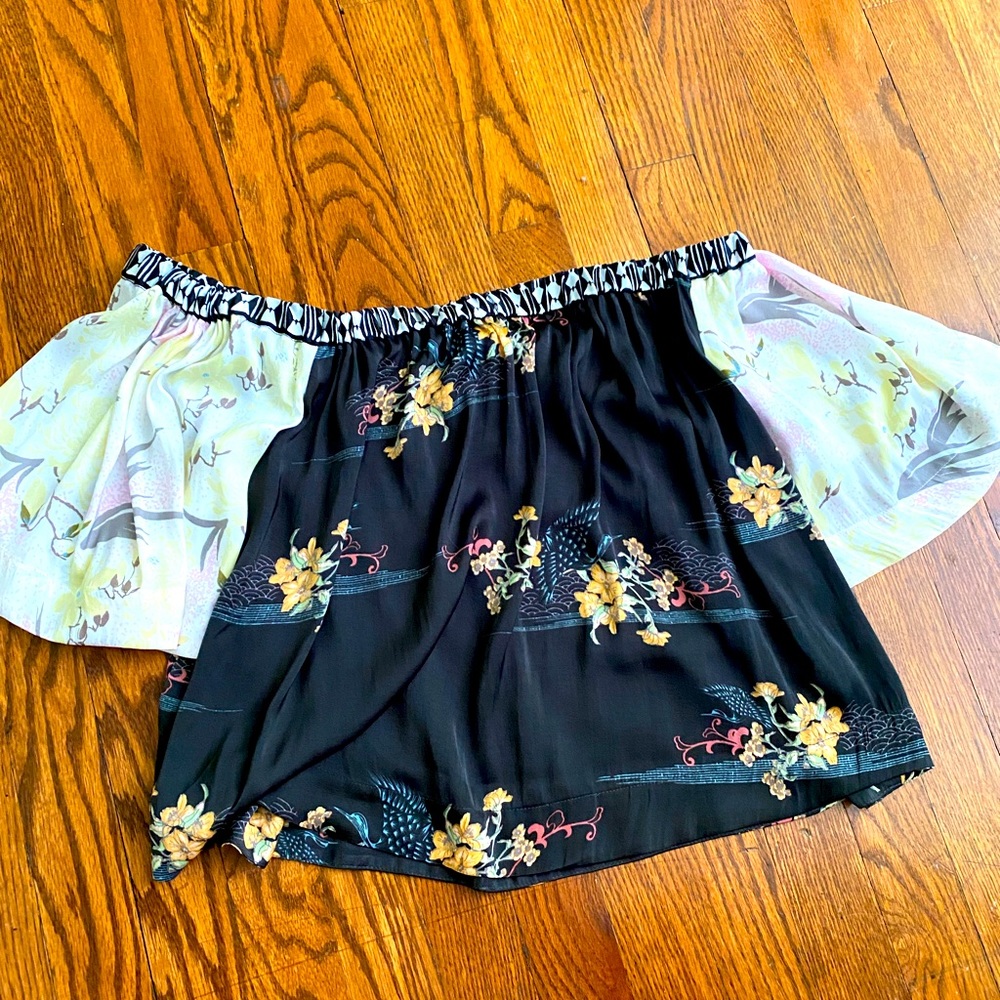 Free people off the shoulder top never worn size small